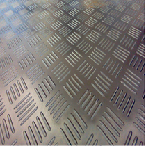 Diamond pattern anti-slip rubber flooring 3x1200 mm