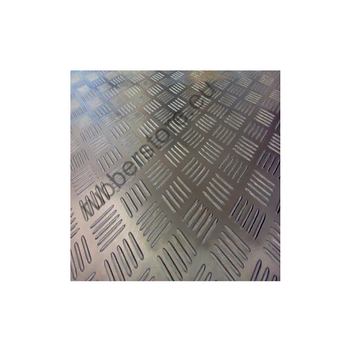 Diamond pattern anti-slip rubber flooring 3x1200 mm